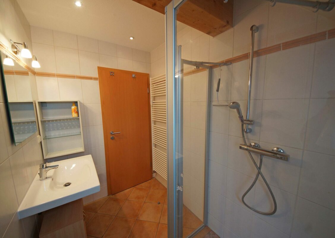 Prerow Ferienwohnung zur See 5 - Ferienservice Prerow Buchenstraße 43a  18375 Ostseebad Prerow