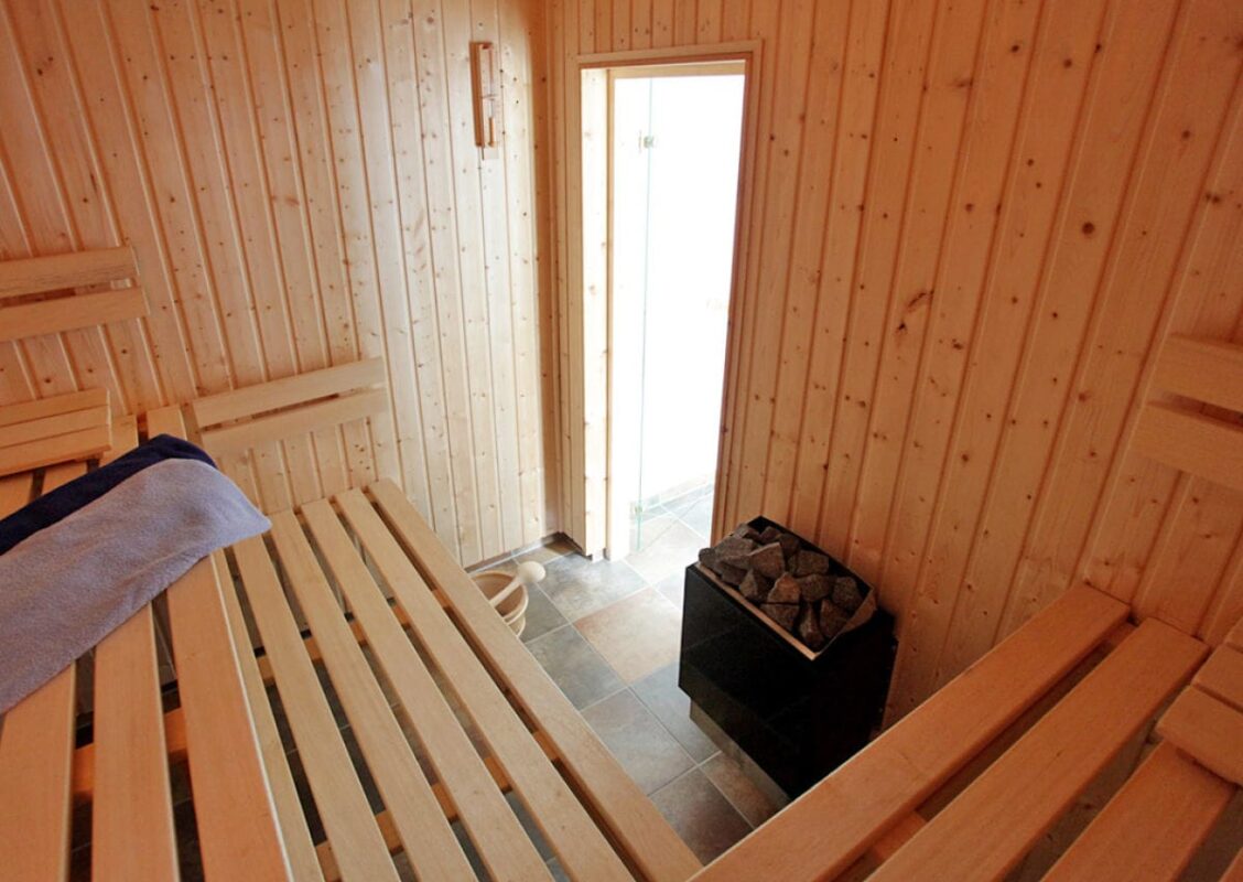 Prerow Ferienhaus Möwenkate – Ferienservice Prerow  Stückweg 38E 18375 Ostseebad Prerow,