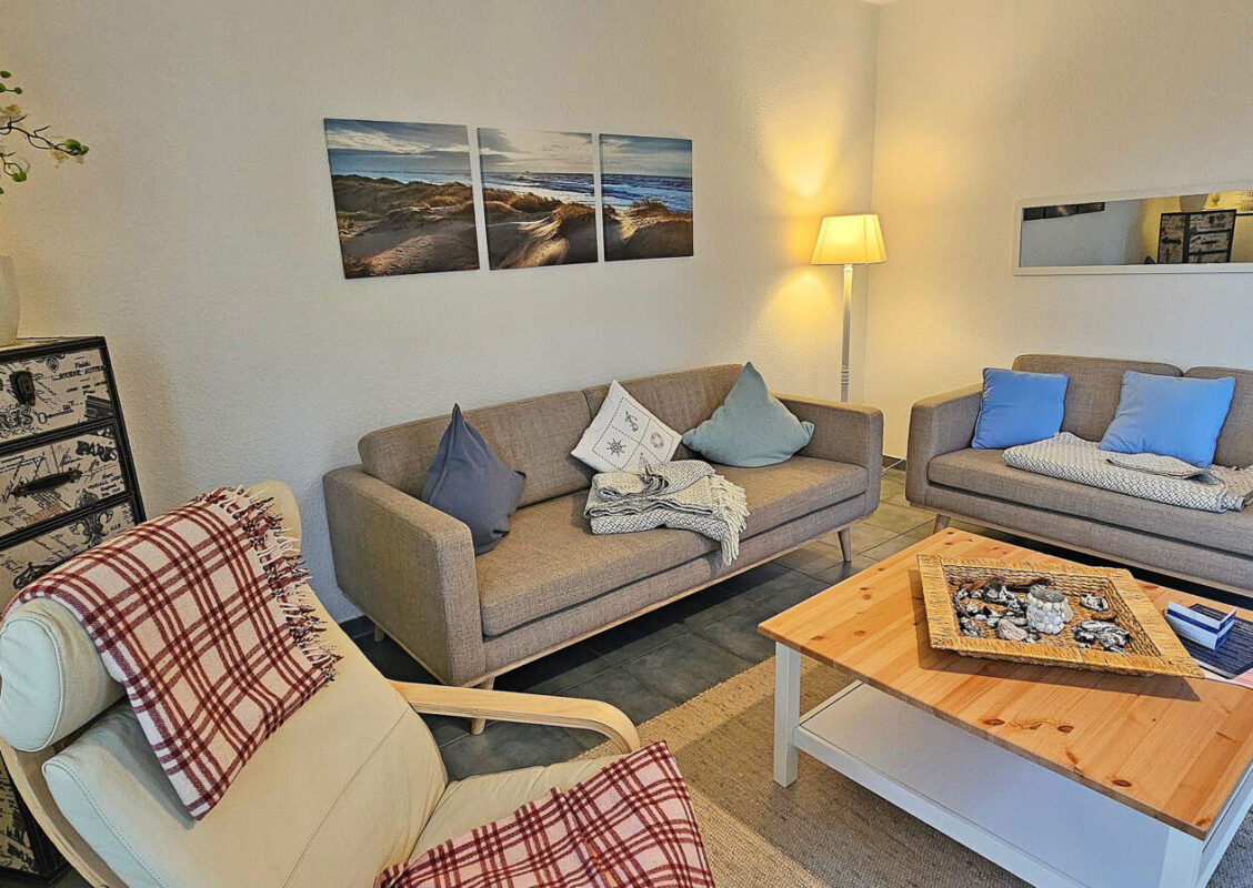 Prerow Ferienhaushälfte Erle 9 - Ferienservice Prerow Erlengrund 9   18375 Ostseebad Prerow