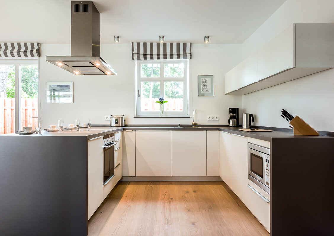 Prerow Ferienhaus Strandliebe - Ferienservice Prerow, Hagenstraße 3c  18375 Ostseebad Prerow