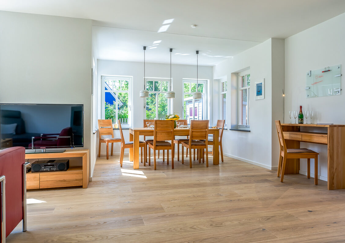 Prerow Ferienhaus Strandliebe - Ferienservice Prerow, Hagenstraße 3c  18375 Ostseebad Prerow